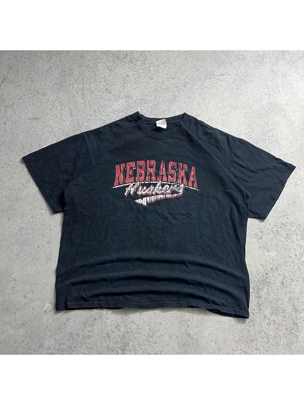 Vtg 2000s University of Nebraska Huskers Graphic T Shirt Sz. XL Cotton Sports